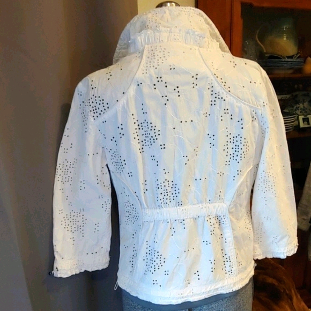 Live A Little White Eyelit Jacket - Picture 2 of 5